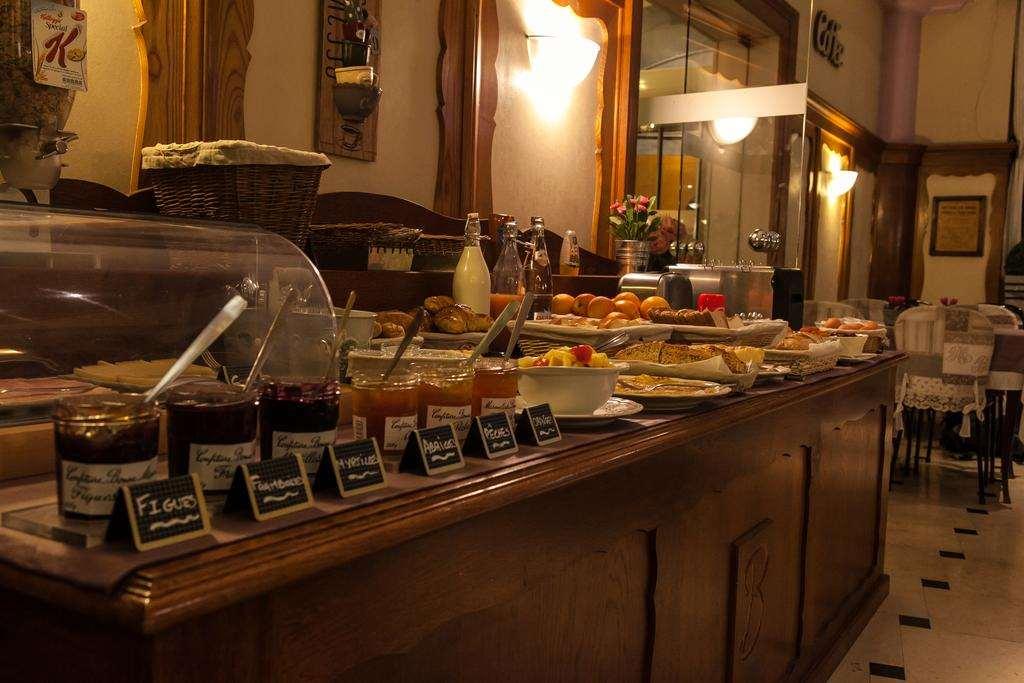 Brit Hotel Bristol Montbeliard Centre מסעדה תמונה